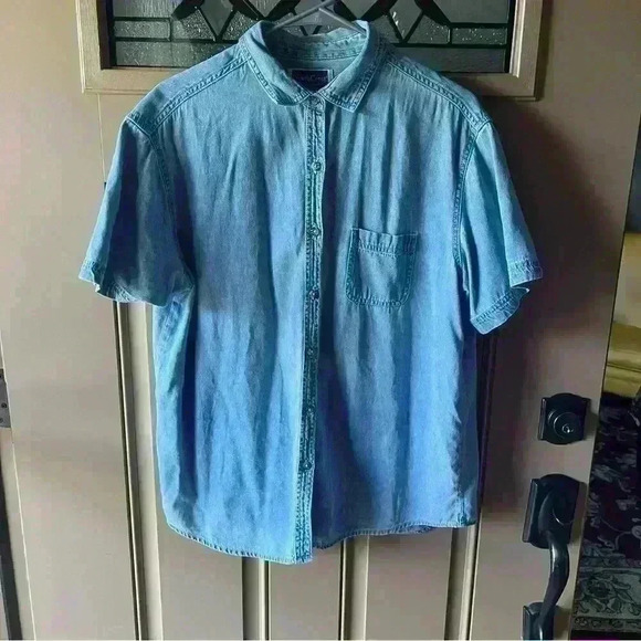 Northcrest denim button up - Picture 1 of 3